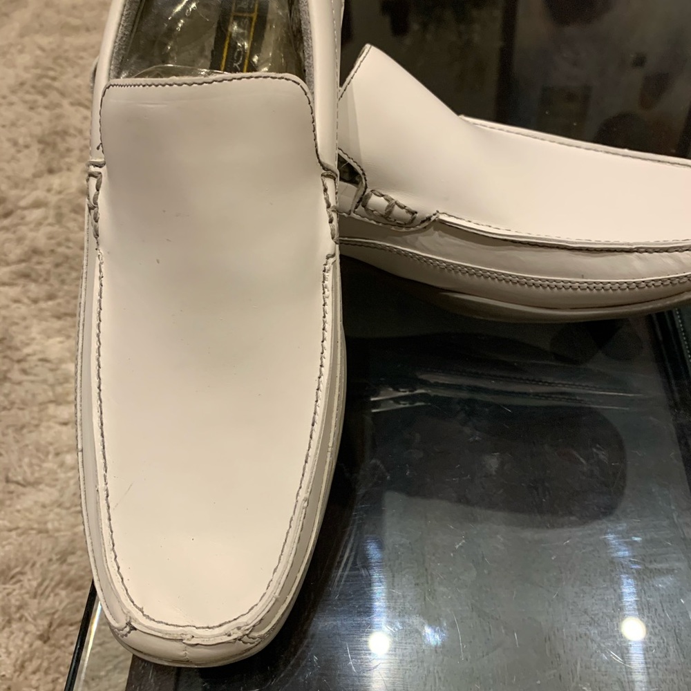 Casual shoe